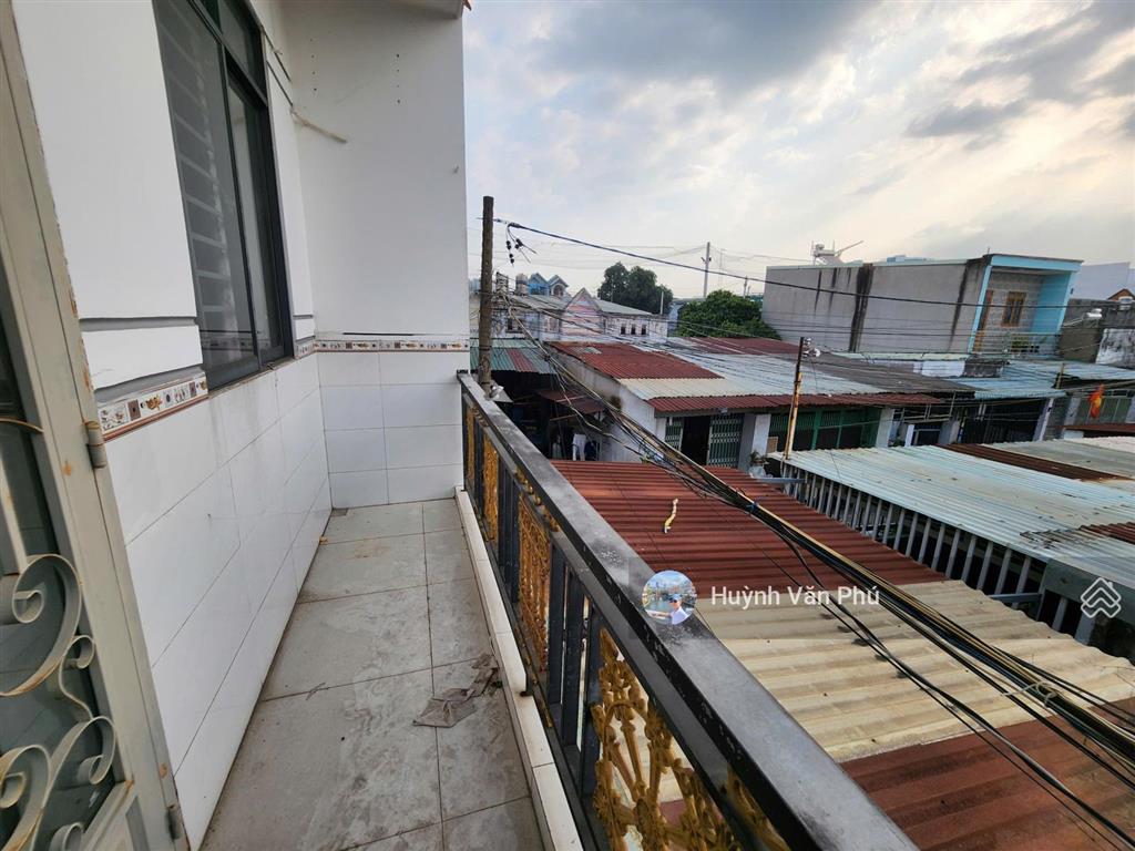 Ngân hàng cần thanh lý nhà ngang 8,9m dt 64m2 ở ngay, tân đông hiệp, dĩ an