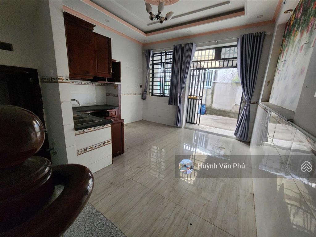 Ngân hàng cần thanh lý nhà ngang 8,9m dt 64m2 ở ngay, tân đông hiệp, dĩ an