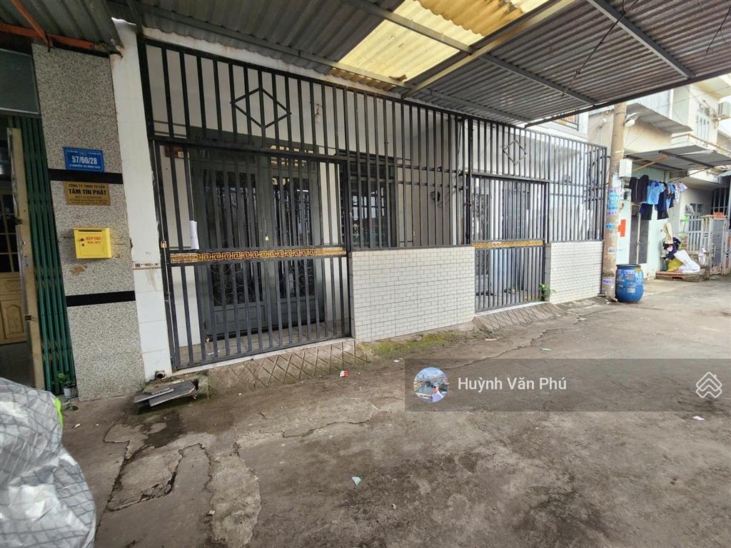 Ngân hàng cần thanh lý nhà ngang 8,9m dt 64m2 ở ngay, tân đông hiệp, dĩ an