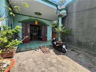 Bán gấp nhà riêng tại nội hóa ii, giá 4.7 tỷ thỏa thuận, 173.4m2, thổ cư 103.7m2, 3pn 1wc view đẹp