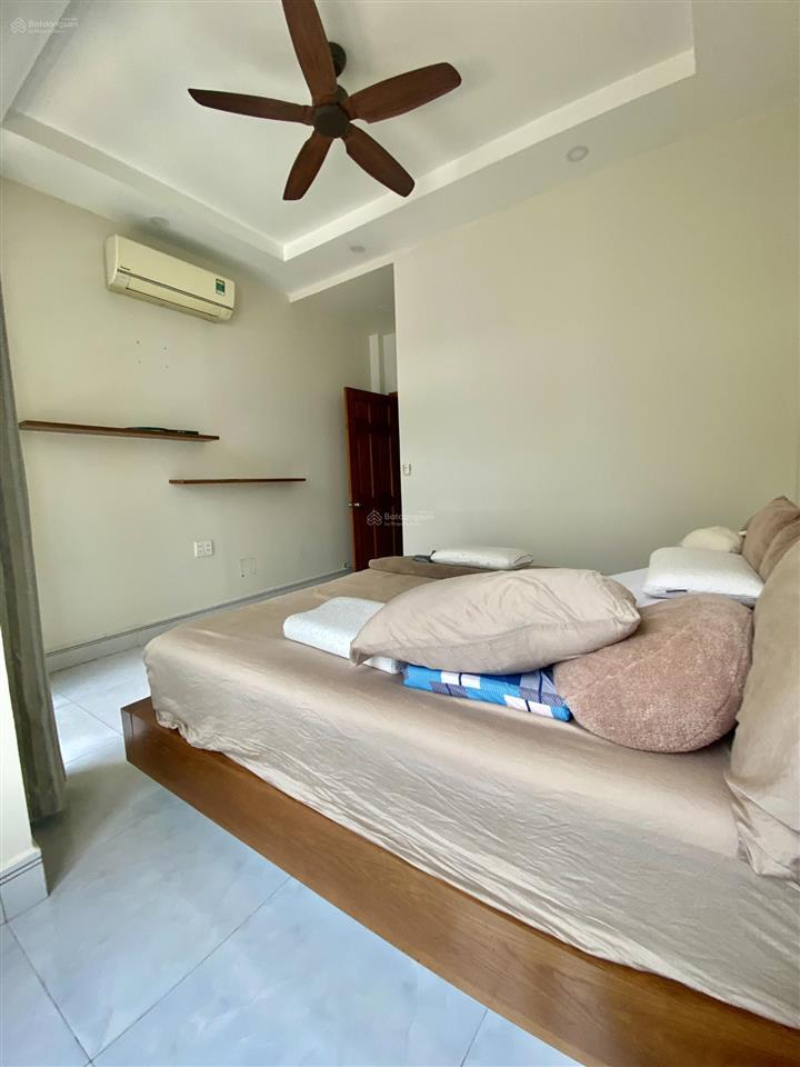 Bán nhà hẻm xe hơi, bình trưng tây, quận 2  52m2 (4x13m)  3 tầng  đường ô tô đậu cửa  7.75 tỷ