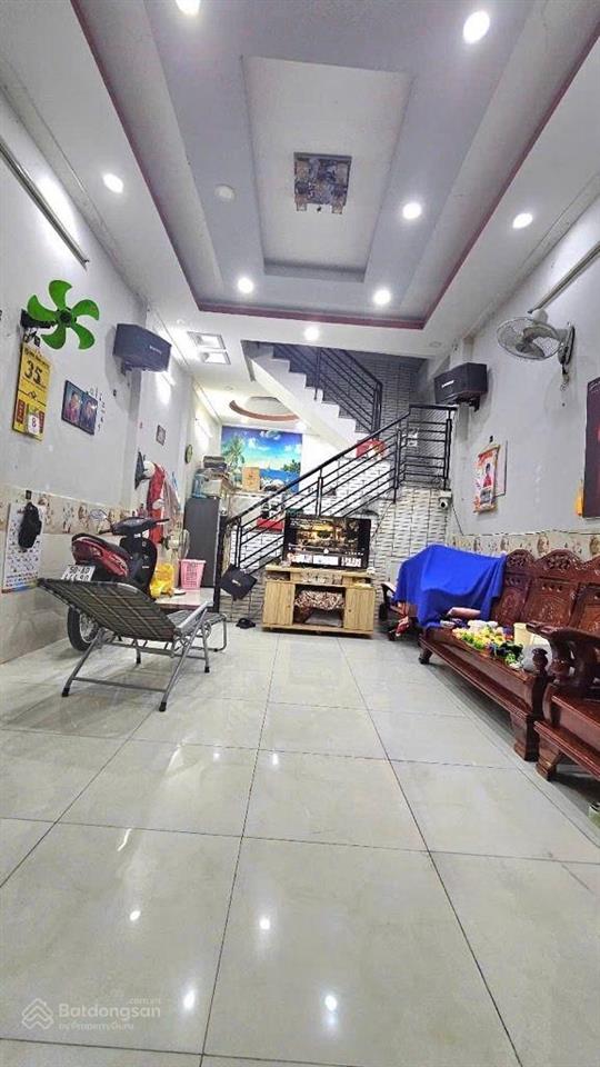 Vị trí đẹp  xe hơi 5m ngon  nhà 2 tầng kiên cố mới đẹp vào ở ngay  ngay đất mới  bình trị