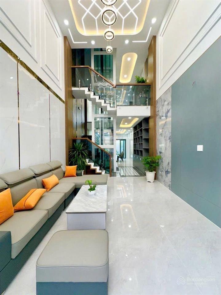 Bình tân giáp q6 65 m 5 tầng 4 x 18 m giá 8.1 tỷ tl hẻm 6 m 6 pn 7 wc có th