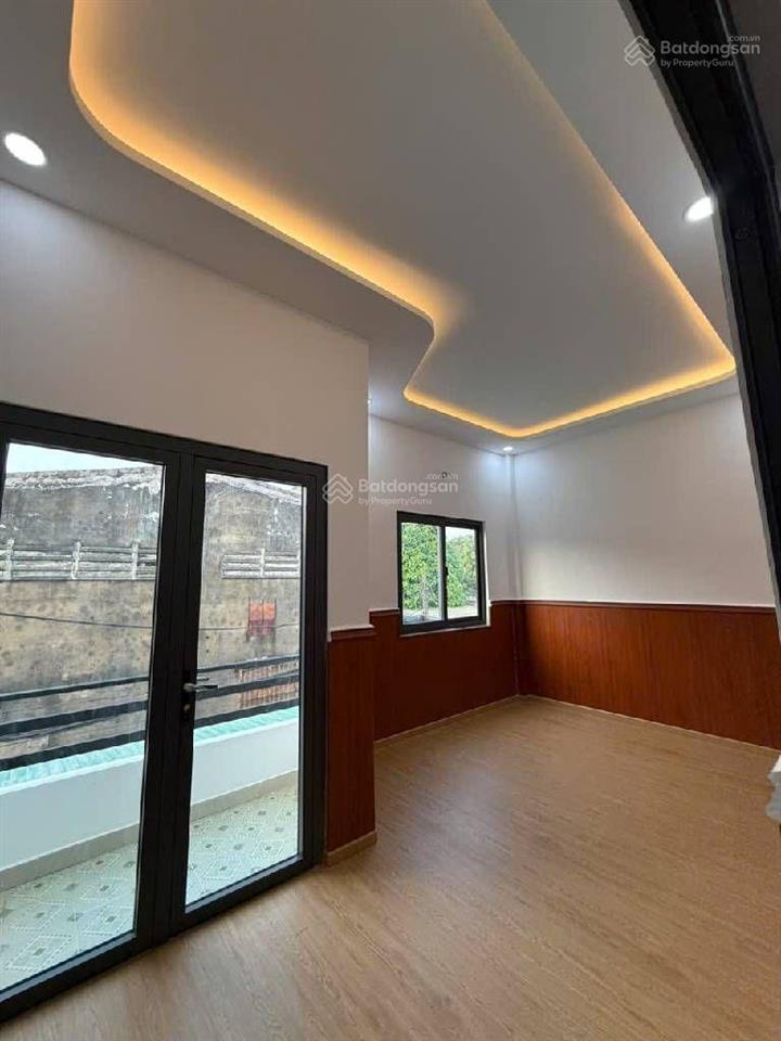 Sát mặt tiền  sẵn dòng tiền 35tr/ tháng chỉ nhỉnh 5 tỷ ngay tên lửa nhà hiện đang xây mới