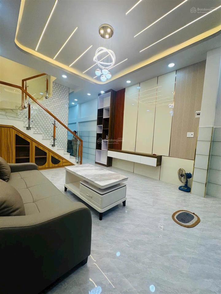 Bình tân cạnh khu tên lửa 44 m² tầng 4 x 11 m giá 4.** tỏi tl hẻm xe hơi nhà mới đẹp d