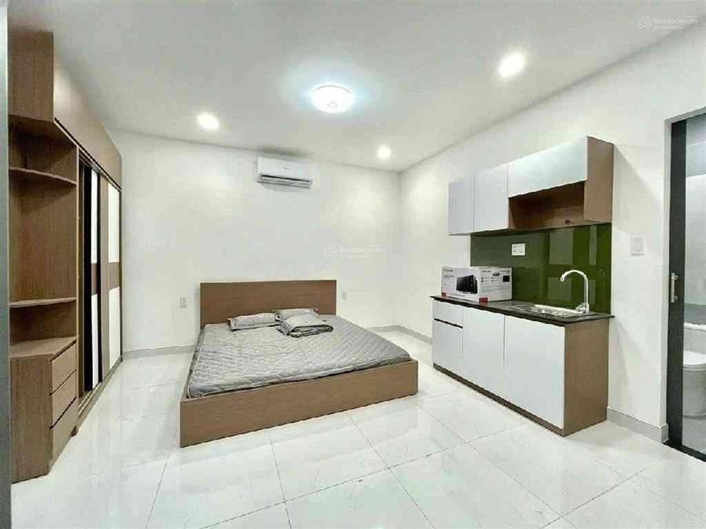 Nhà 1/ phan tây hồ 130 m 5.4 x 24 m giá 23 tỷ.
tl hẻm xe hơi q phú nhuận