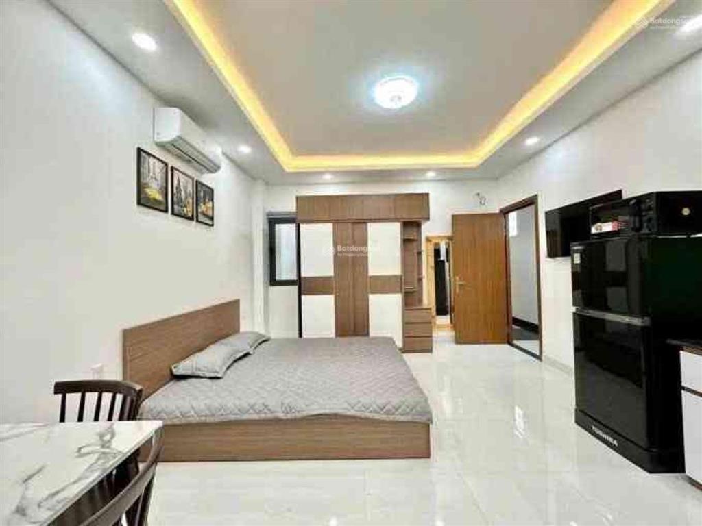 Nhà 1/ phan tây hồ 130 m 5.4 x 24 m giá 23 tỷ.
tl hẻm xe hơi q phú nhuận