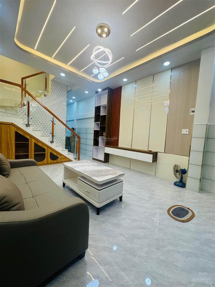 Bình tân cạnh khu tên lửa 44 m² tầng 4 x 11 m giá 4.** tỏi tl hẻm xe hơi nhà mới đẹp d