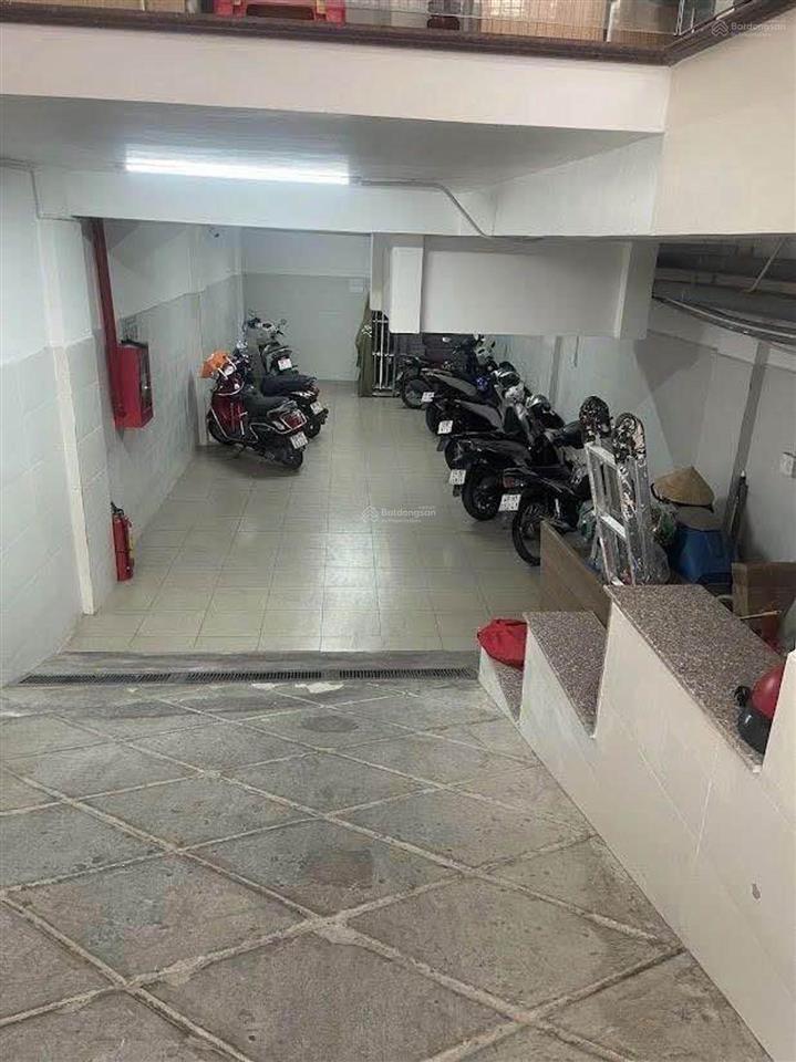 Mặt tiền kinh doanh ngay khu sân baydòng tiền 1,2tỷ/năm, nội thất và chi phí xây dựng đã gần 20tỷ