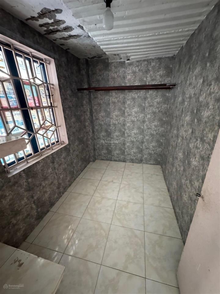 Ngay mặt tiền kênh tham lương  đường xe tải  nhà 4 tầng dòng tiền ổn định  trả là bán. trần
