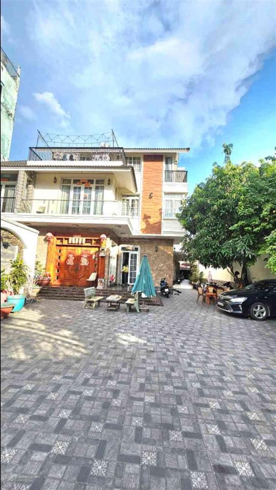 Biệt thự mặt tiền lò gốm quận 6 dt khủng 726 m2 full thổ  4 tầng hoàn công đủ  chính chủ từ xư