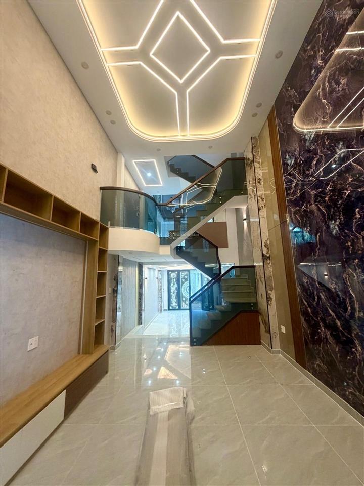Siêu phẩm 5 tầng cây cám  nhà mới đẹp ở ngay  63m2  ngang 4*16  hẻm 6m  hẻm xe hơi tránh  xe