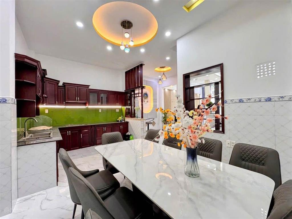 Mặt tiền kinh doanh biệt thự mi ni kinh doanh 96m2, 3 tầng, 6 x 16m chủ ngộp bank