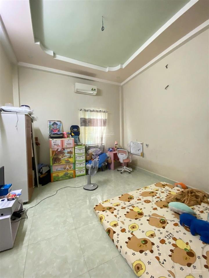 Chủ gấp bán  giá mới 4,** tl nhà đẹp ở ngay  hẻm trước nhà 6m  khu an ninh nguyễn thị tú  l