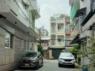 Sát tên lửa 5 tầng 4.4 x 14 m giá 6 xx tl vị trí đẹp  ngang lớn nở hậu hơn 4m  xe hơi tới nhà