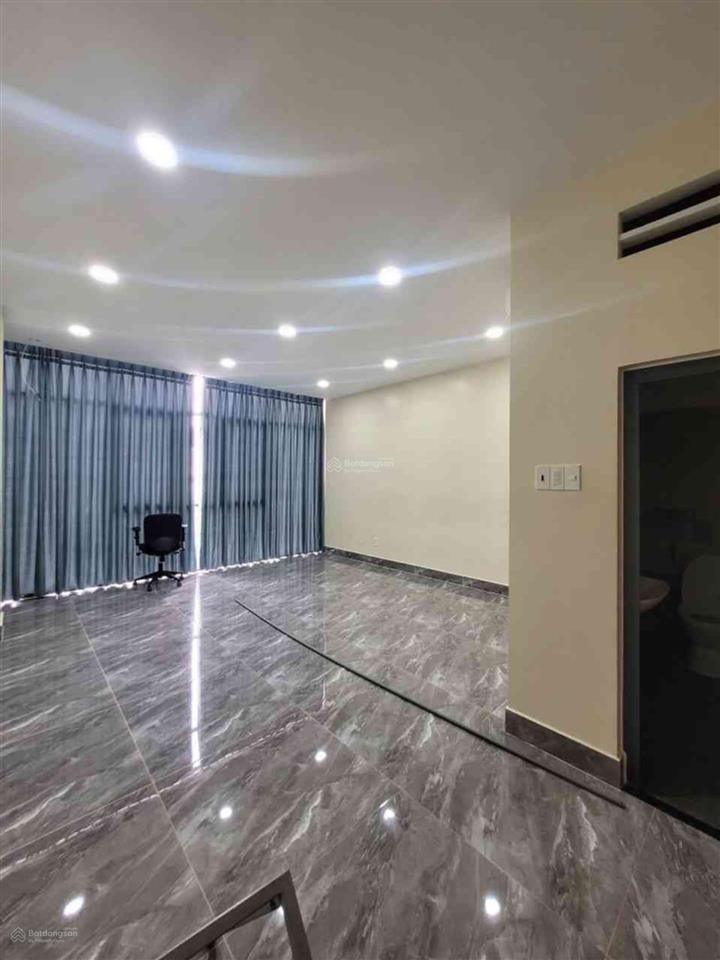 Siêu phẩm khu tên lửa đối diện cty ponchen  khu phân lô đồng bộ 80 m 4 tầng + diện tí