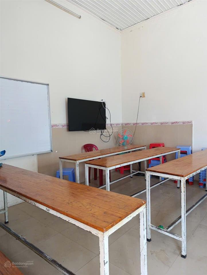 Chủ gởi bán nhà (dt 63m2) sổ hoàn công đường oto thuộc p. bửu hoà. giá chỉ 1,950 tỷ