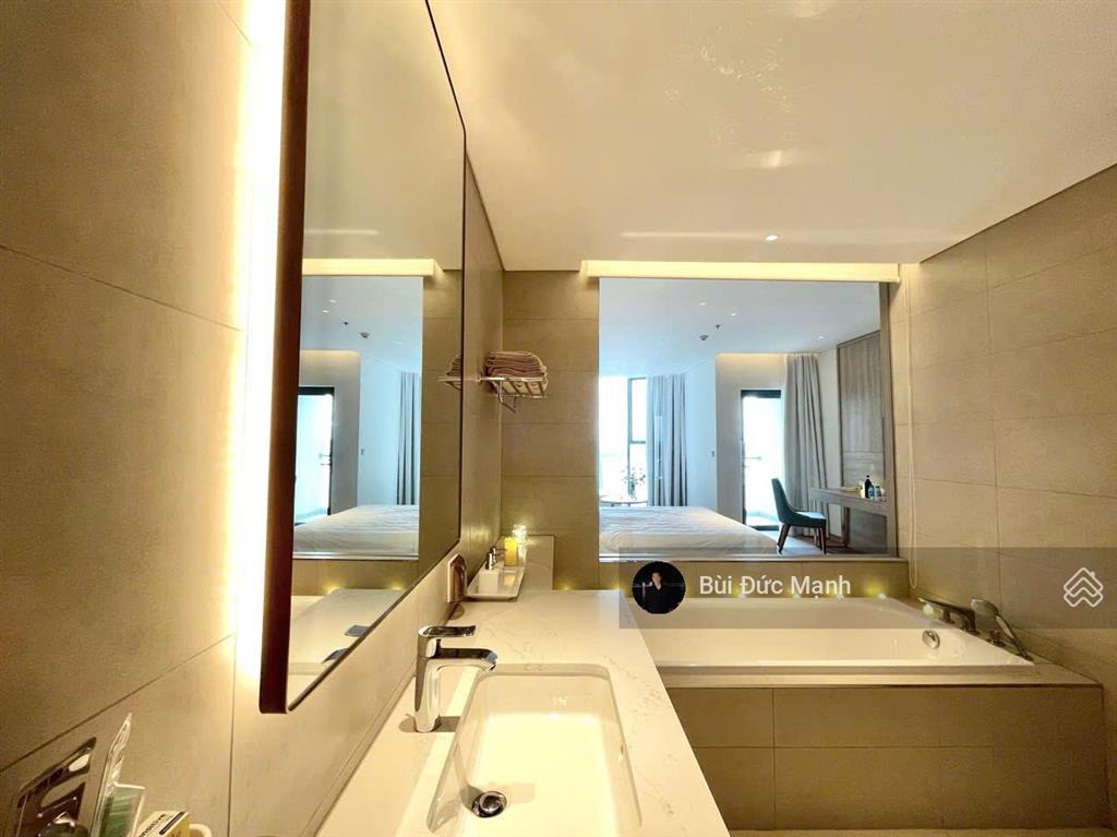 Căn a la carte view biển giá cực rẻ, full nội thất, nhận nhà kinh doanh và ở luôn!