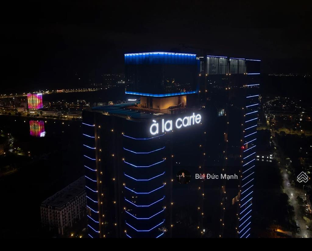 Căn a la carte view biển giá cực rẻ, full nội thất, nhận nhà kinh doanh và ở luôn!
