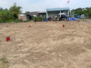 Chính chủ gửi bán lô đất mỹ lộc dt 300m2 full thổ shr pháp lí chuẩn gần chợ,trường chốt giá 820tr