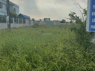 Chính chủ gửi bán lô đất mỹ lộc 300m2 full thổ shr cách đường 835 100m chốt giá 890tr