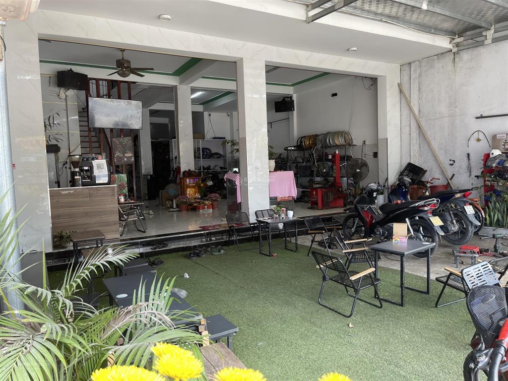 Cho thuê nhà mới xây 2 tầng. mặt tiền đường. trung tâm hành chính