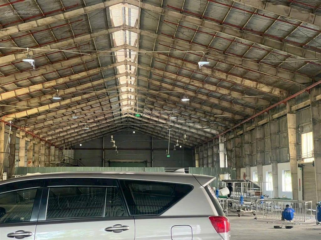 Cho thuê kho, nhà xưởng 3000m2 tại thị trấn gò dầu, 210 triệu vnd/th