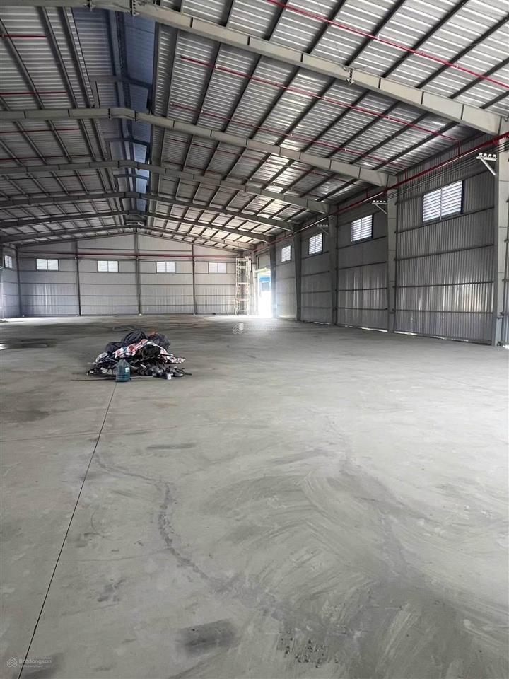 Cho thuê kho, nhà xưởng, đất tại lê minh xuân, 95 triệu, 700m2 giá siêu hời