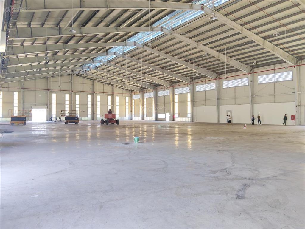 Cho thuê kho, nhà xưởng tại kcn long giang, giá siêu hời 376 triệu, 4100 m2