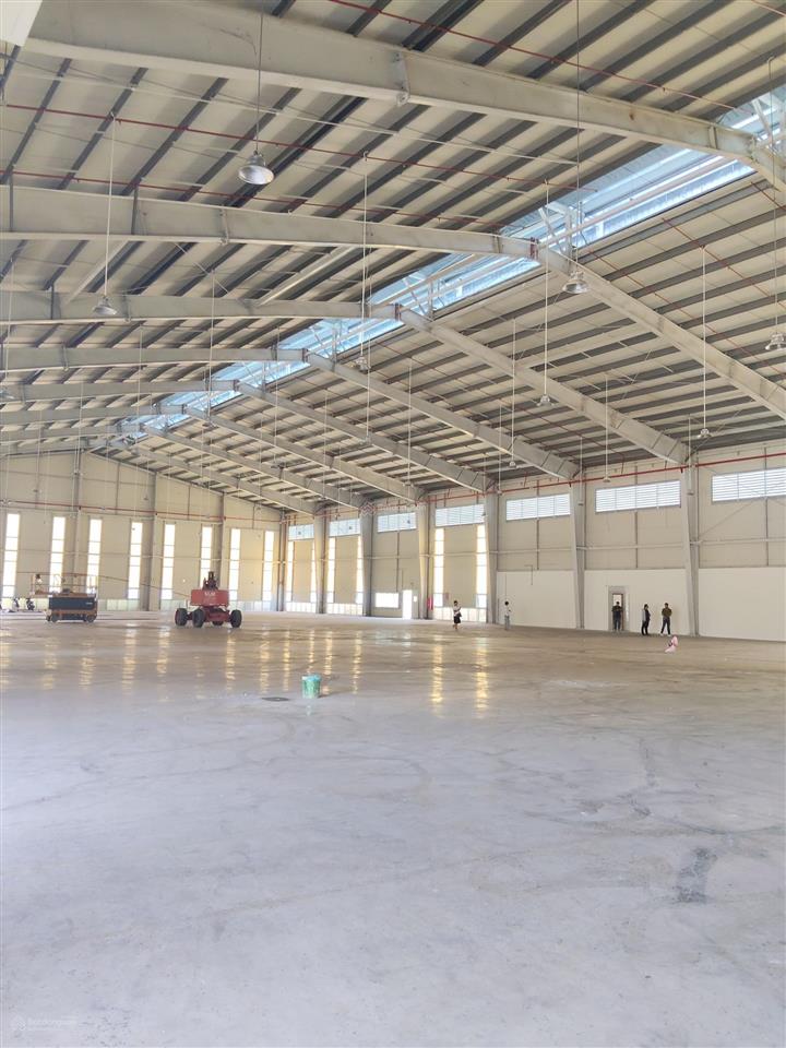 Cho thuê kho, nhà xưởng tại kcn long giang, giá siêu hời 376 triệu, 4100 m2