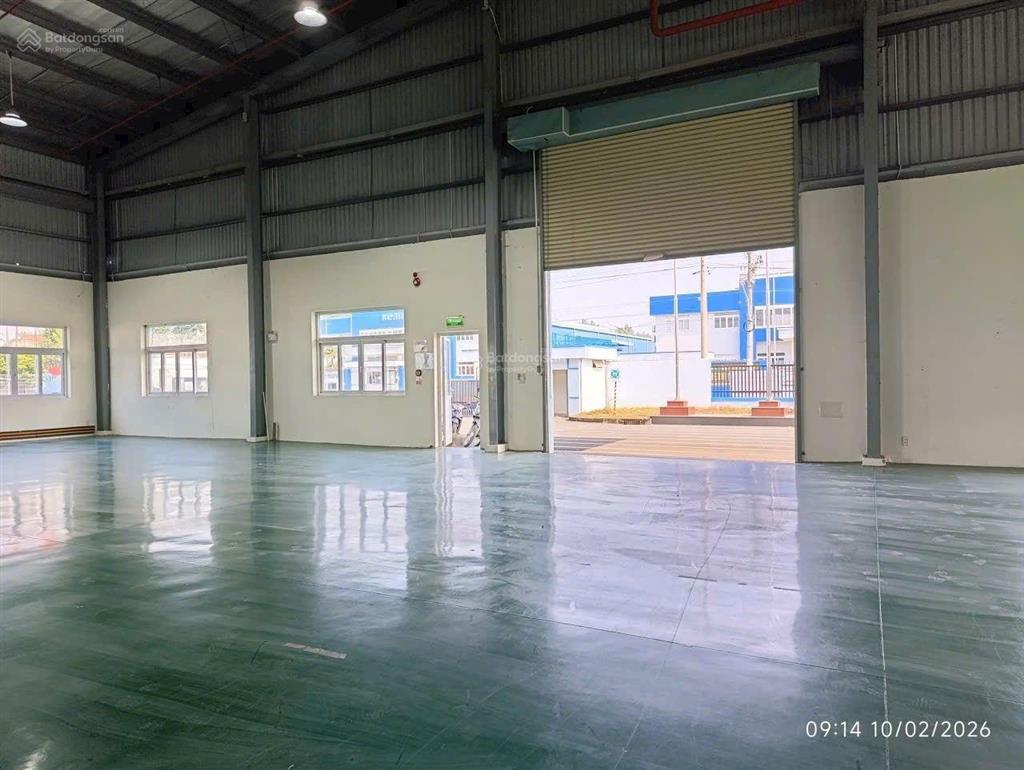 Cho thuê gấp kho 1932m2 tại xã long hiệp, 200 triệu vnd