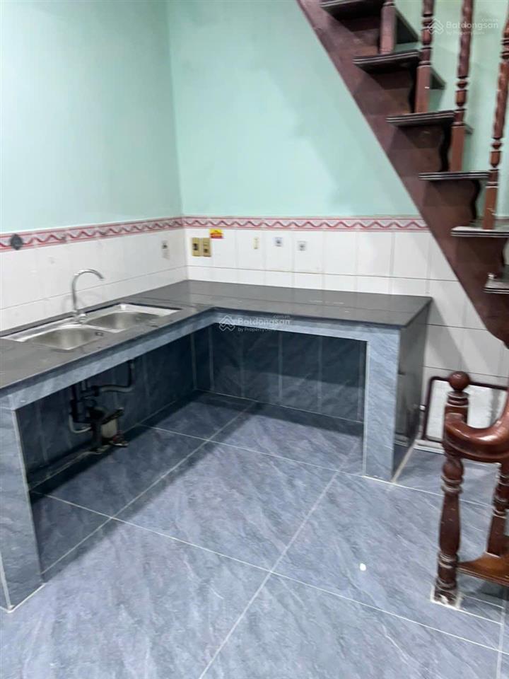 Nhà mặt tiền trong chợ tân hươngđường đỗ thị tâm, dt 4x15m, có lửng, đang cho thuê, giá 6.5 tỷ