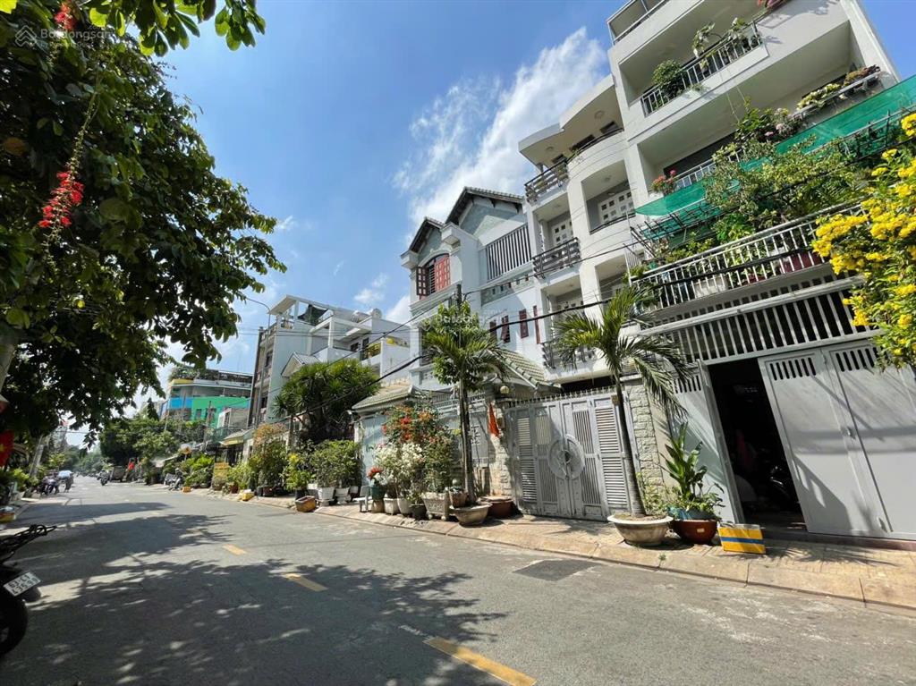 Mặt tiền nội bộ khu họ lêp.phú thạnhtân phú, 3 lầu đúc, dt 4x20m, không lỗi, giá 11 tỷ tl