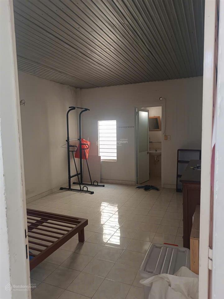 Nhà hẻm thông 5m gò dầup.phú thọ hoà, trệt 2 lầu, sân thương, 4pn,5wc, dt 4x17m, giá 8.2 tỷ tl