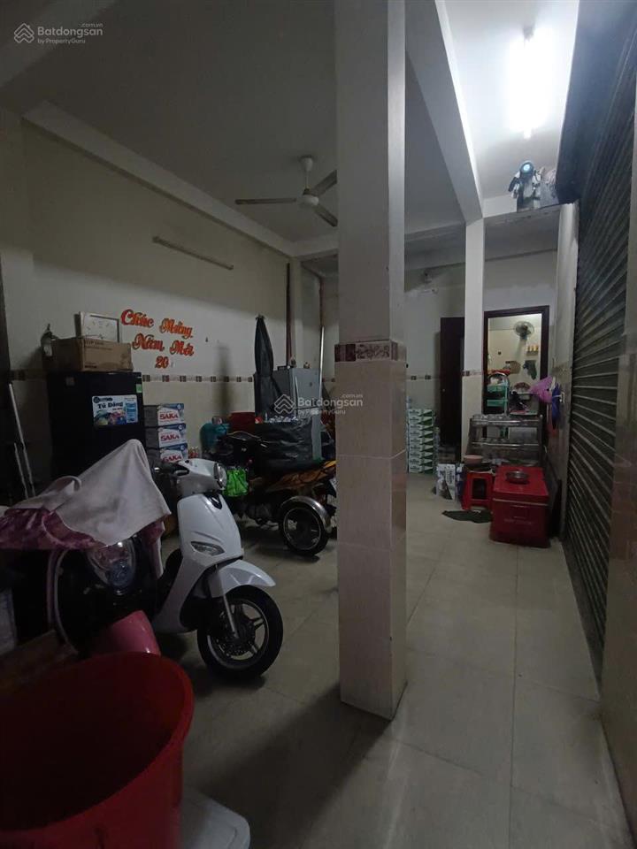 Góc 2 mặt tiền kinh doanh thoại ngọc hầu  2 lầu  dt 4.2x36m, thu nhập 50tr, giá 18 tỷ tl