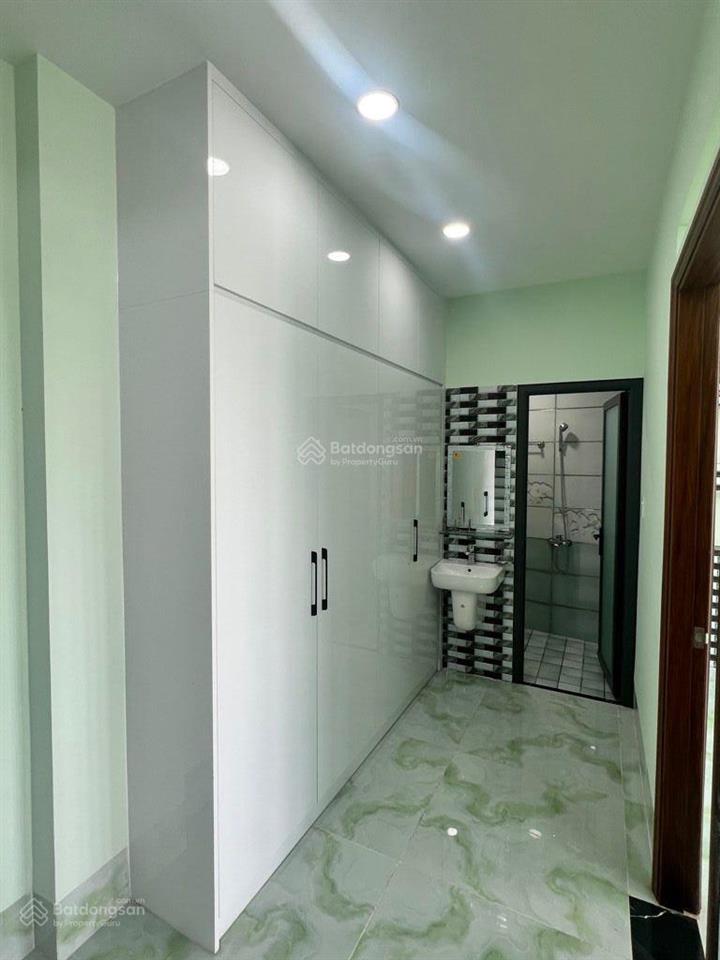 71m2, ngay gigamall hiệp bình, 4 tầng hoàn công sổ đẹp đường 6m, khu dân cư đông đúc, an ninh 8.9t