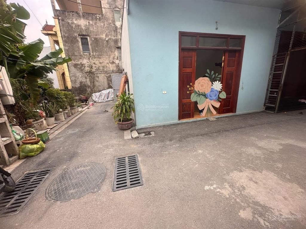 Bán nhà lô góc c4 gần ql3 nguyên khê, đông anh