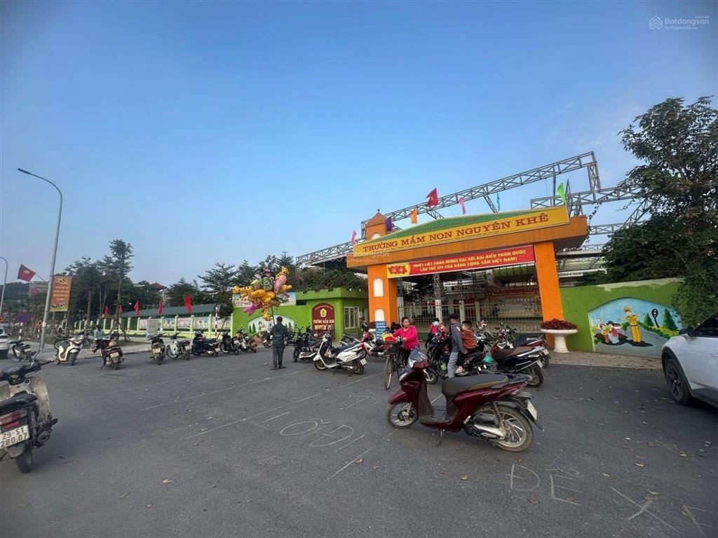 Bán nhà lô góc c4 gần ql3 nguyên khê, đông anh