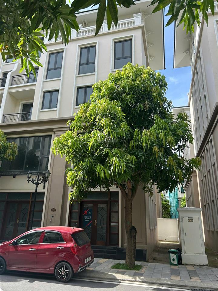 Xẻ khe 98m2, trục thông vin3, sổ đỏ