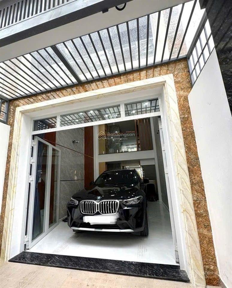 Nhà bán nguyễn văn dung xh đỗ cửa khu phân lô 55m 5 tầng ,thang máy, full nội thất ,vào ở ngay