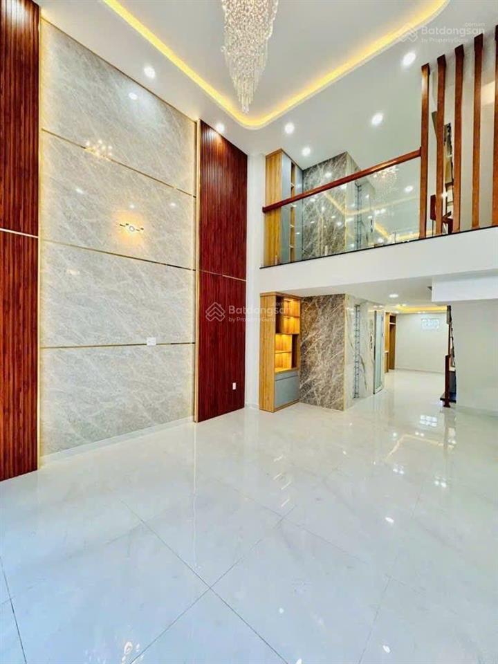 Nhà bán nguyễn văn dung xh đỗ cửa khu phân lô 55m 5 tầng ,thang máy, full nội thất ,vào ở ngay