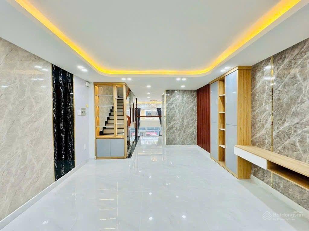 Nhà bán nguyễn văn dung xh đỗ cửa khu phân lô 55m 5 tầng ,thang máy, full nội thất ,vào ở ngay