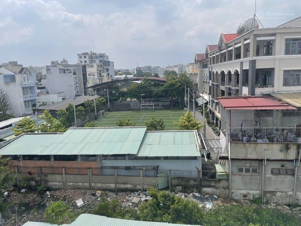 Nhà hẻm xe tải đoạn sầm uất nhất trần bá giao  thông số đẹp. 5,2 * 20m, giá nhỉnh 12tỷ, p5