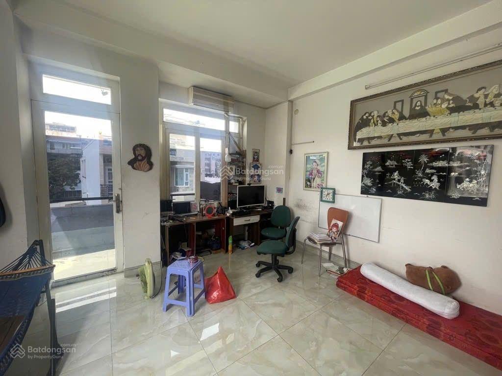 Nhà hẻm xe tải đoạn sầm uất nhất trần bá giao  thông số đẹp. 5,2 * 20m, giá nhỉnh 12tỷ, p5