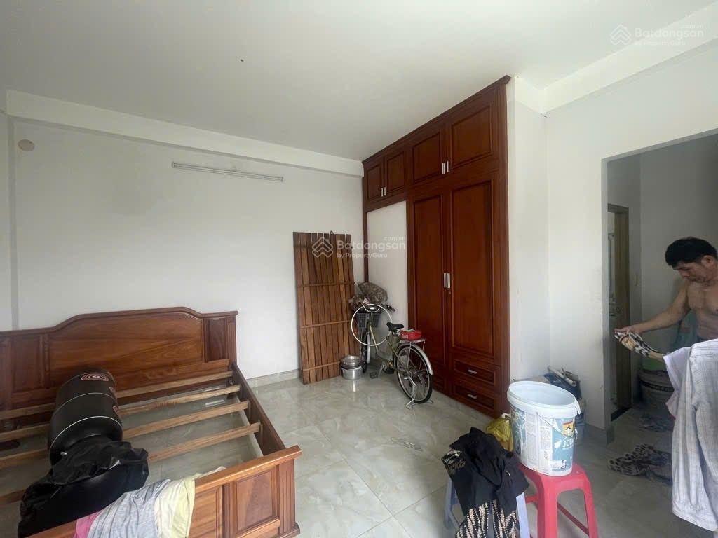 Nhà hẻm xe tải đoạn sầm uất nhất trần bá giao  thông số đẹp. 5,2 * 20m, giá nhỉnh 12tỷ, p5