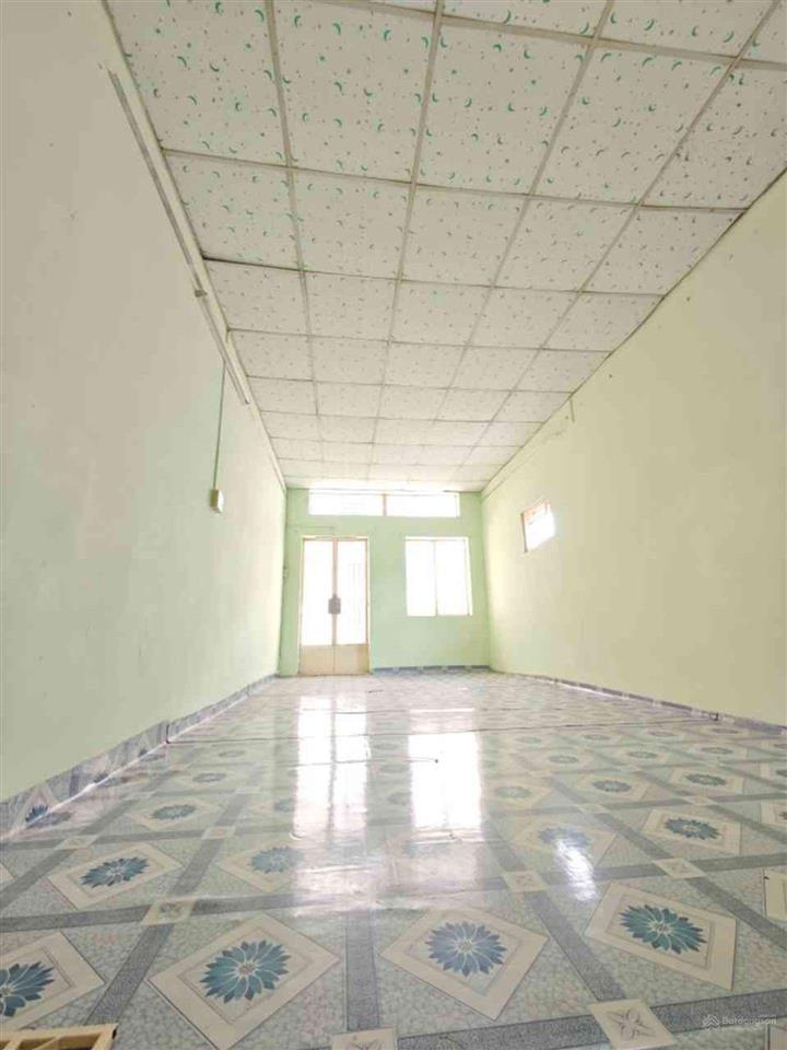 Nhà bán 78m2, 7mx12m diện tích lớn giá nhỏ, vị trí trung tâm gò vấp. chỉ 3 bước chân tới chợ