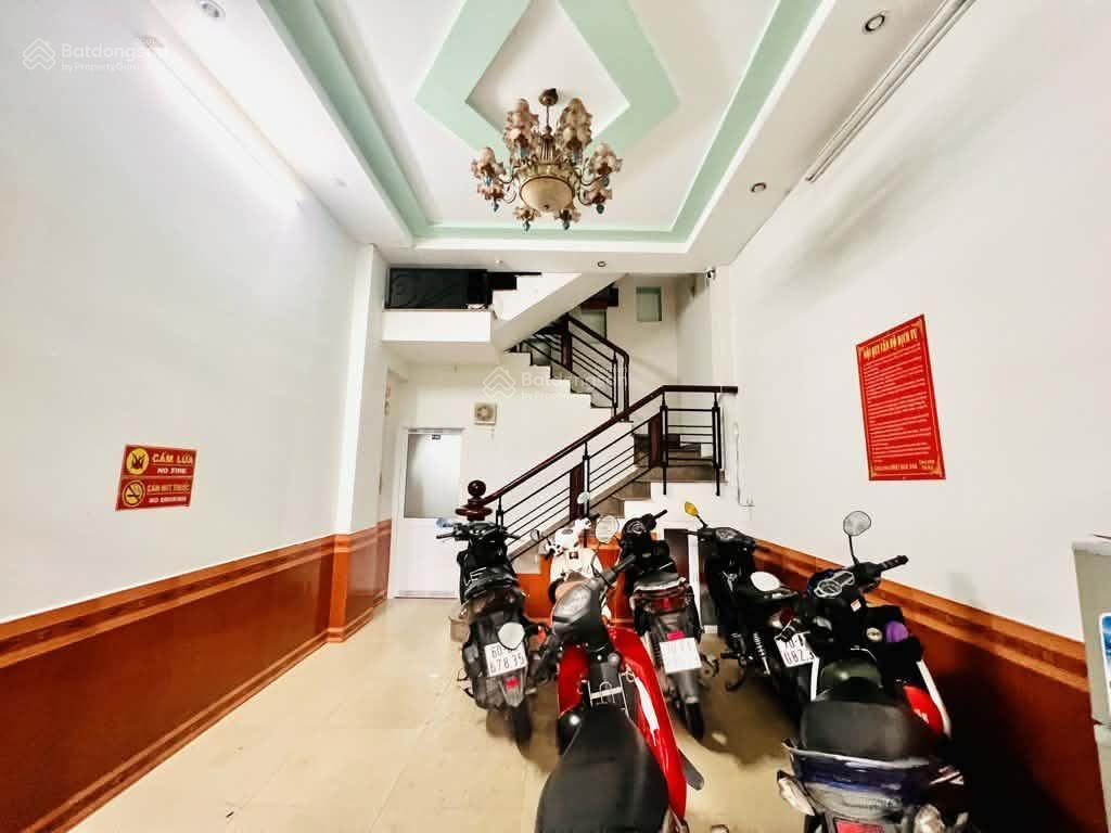 Nhà đường thống nhất hxh tránh 50m2, 4x12m 5tầng, 7pn+wc khép kín, an hội đông, gv giá nhỉnh 6tỷ