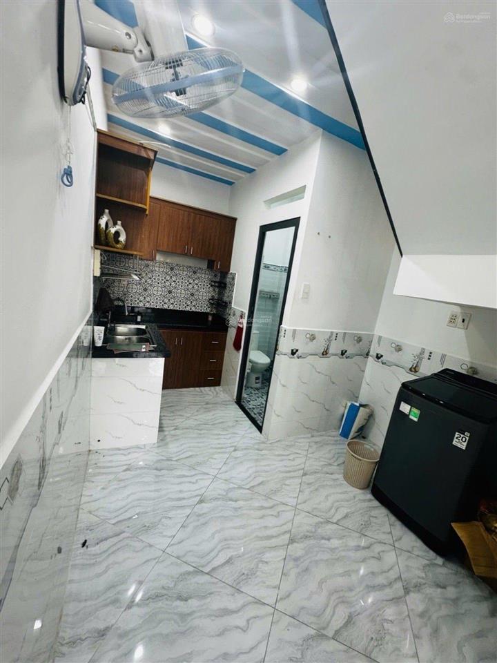 Nhà bán hxh lê đức thọ 3x9m, 2 tầng, 2 pn, 2 wc, giá nhỉnh 2 tỷ tl..