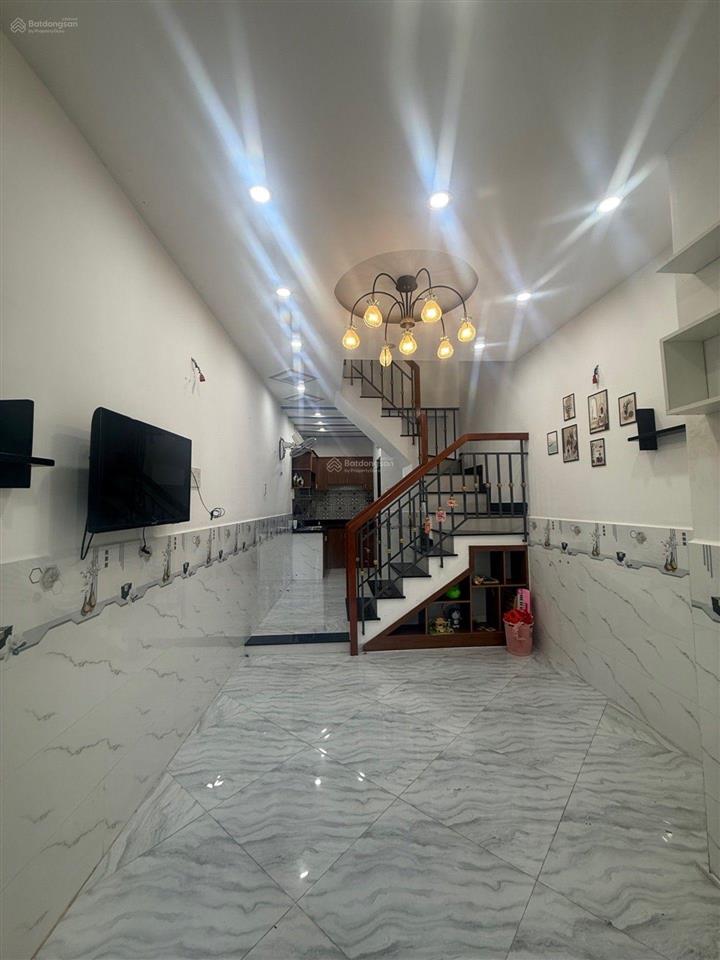 Nhà bán hxh lê đức thọ 3x9m, 2 tầng, 2 pn, 2 wc, giá nhỉnh 2 tỷ tl..