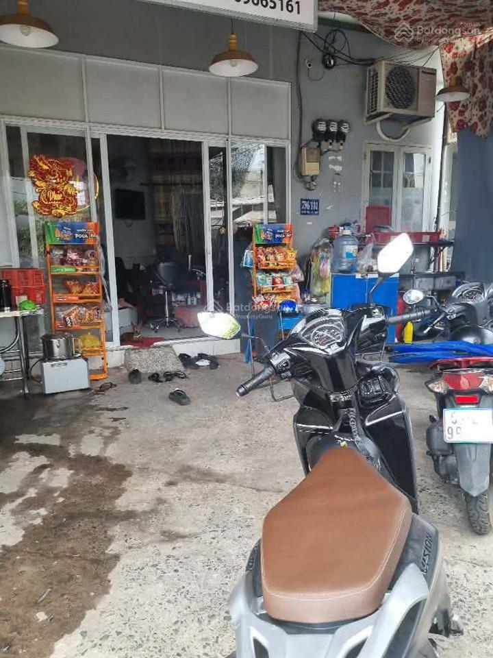 Nhà bán rẻ có 102 lê đức thọ, căn góc 2 mặt tiền kinh doanh  có vỉa hè rộng  hxh 9m
